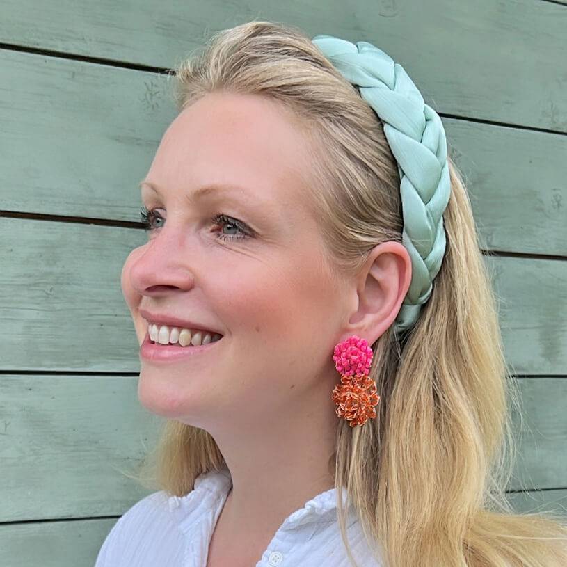 SchwesterSchwester Bunte Perlen-Ohrringe aus zwei Blüten in leuchtendem Pink und Orange Fabrikpreis