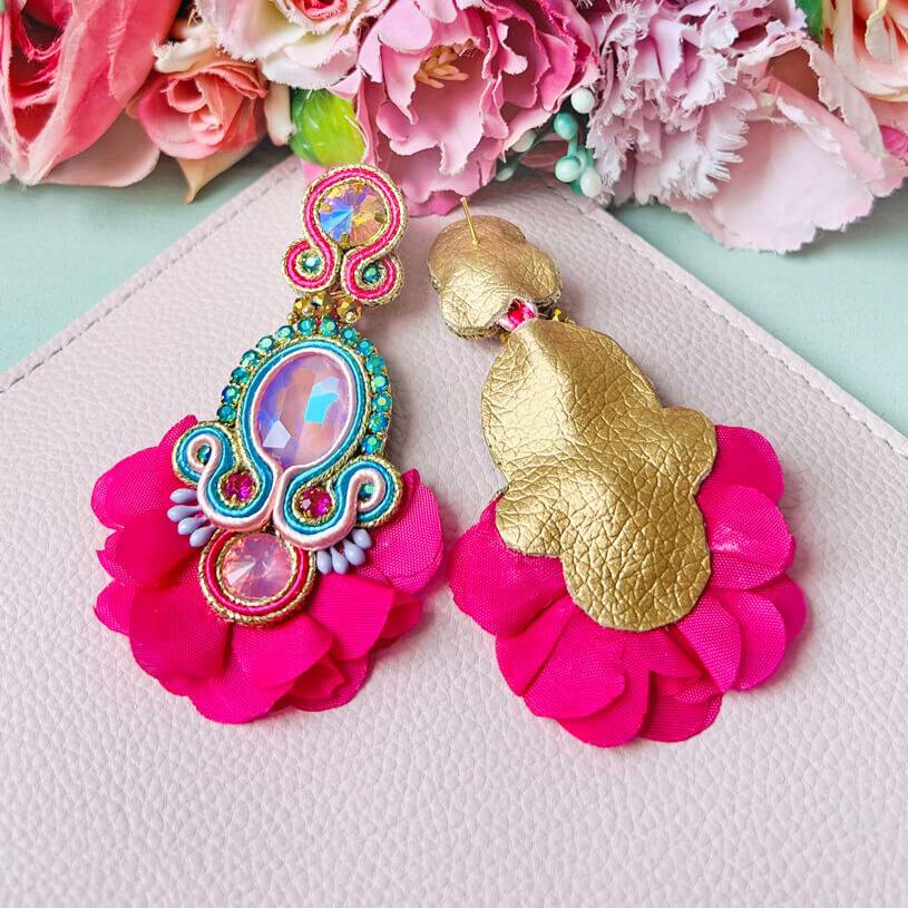 SchwesterSchwester Außergewöhnliche Soutache-Ohrringe in leuchtendem Pink Günstiger Verkauf
