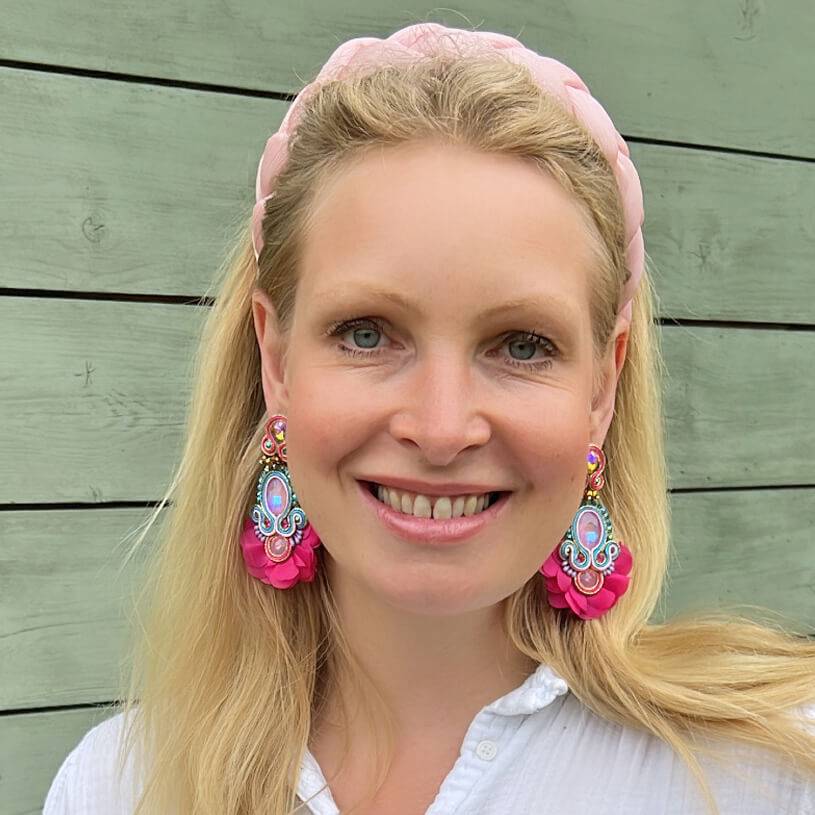 SchwesterSchwester Außergewöhnliche Soutache-Ohrringe in leuchtendem Pink Günstiger Verkauf